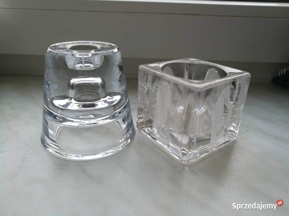 Dwa swieczniki ozdoby grube szkło Choszczno