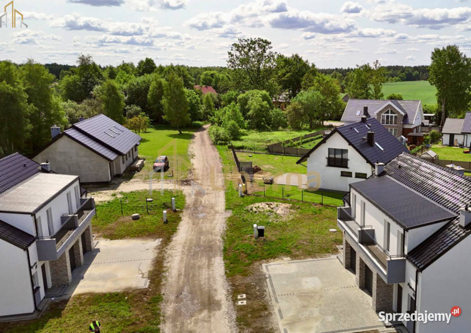 Bliźniak w stanie deweloperskim Białuń garaż