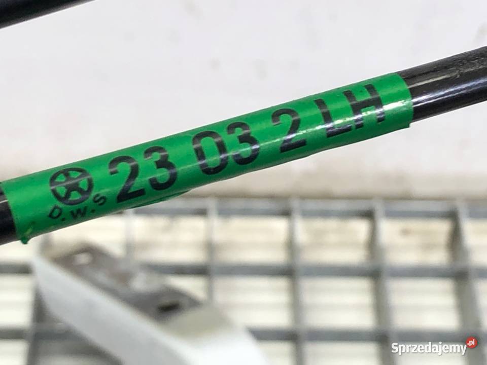 ZAWIAS KLAPY TYŁ HYUNDAI ELANTRA VII