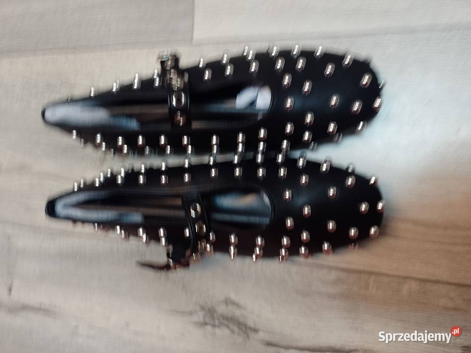 3940 Czarne bogato zdobione baleriny wieczorowe Kraków