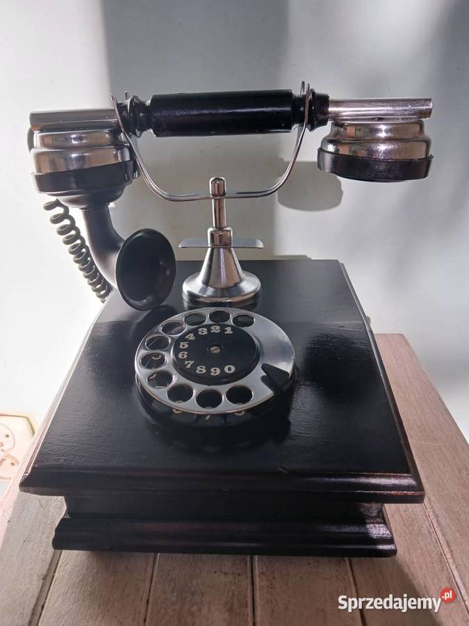 Polski telefon stacjonarny Hrabia z czasów PRL u Telefony przewodowe Kraków