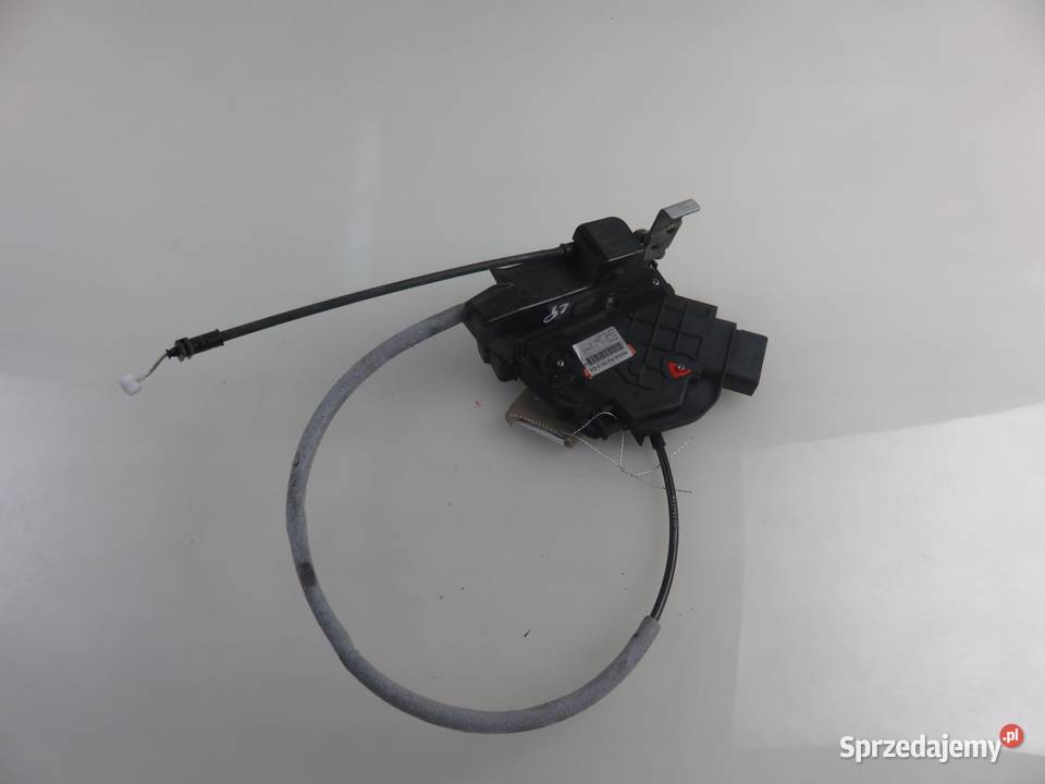 ZAMEK LEWY PRZEDNI FORD S I WA6 6M2AR1813EA osobowe małopolskie