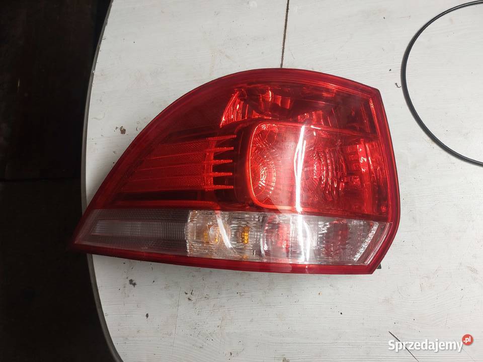 Lampa golf 5 kombi LT Lampy tylne Barlinek