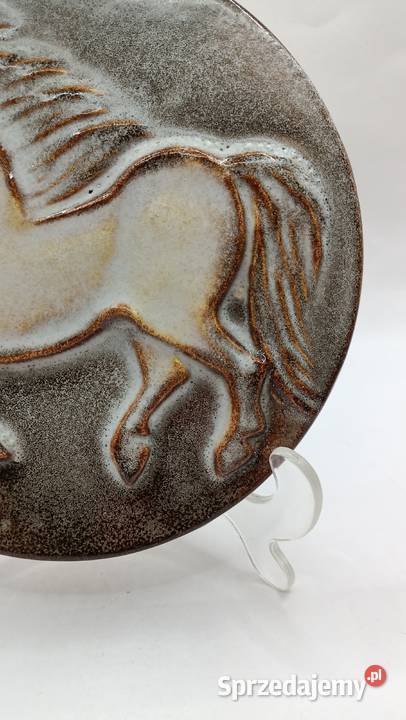 Ceramiczny kafel płaskorzeźba z motywem konia Zamość