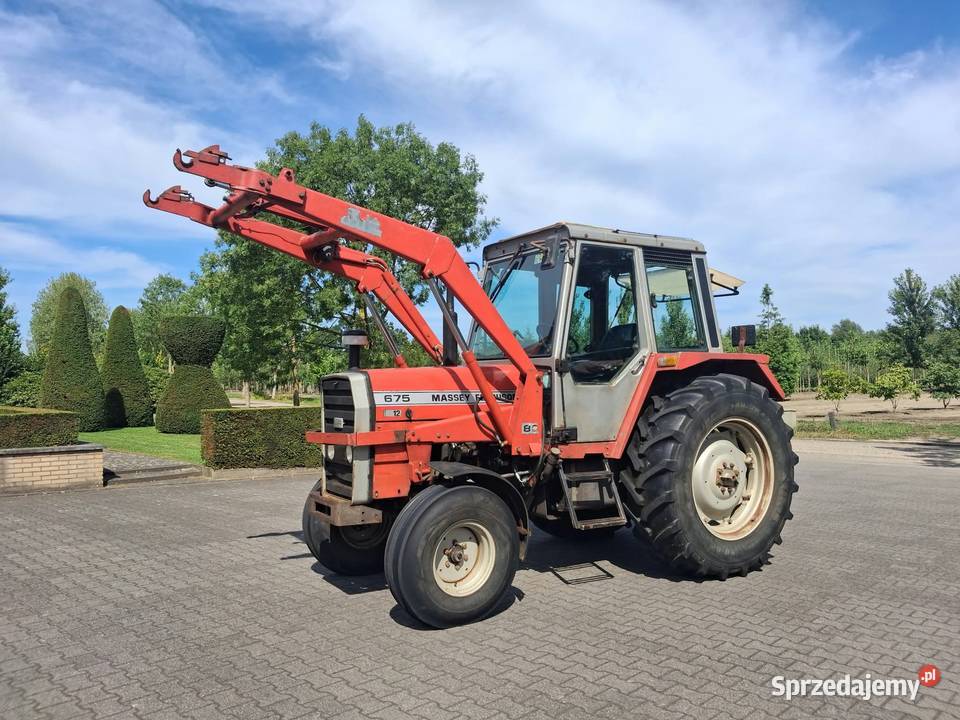 Massey Ferguson 675