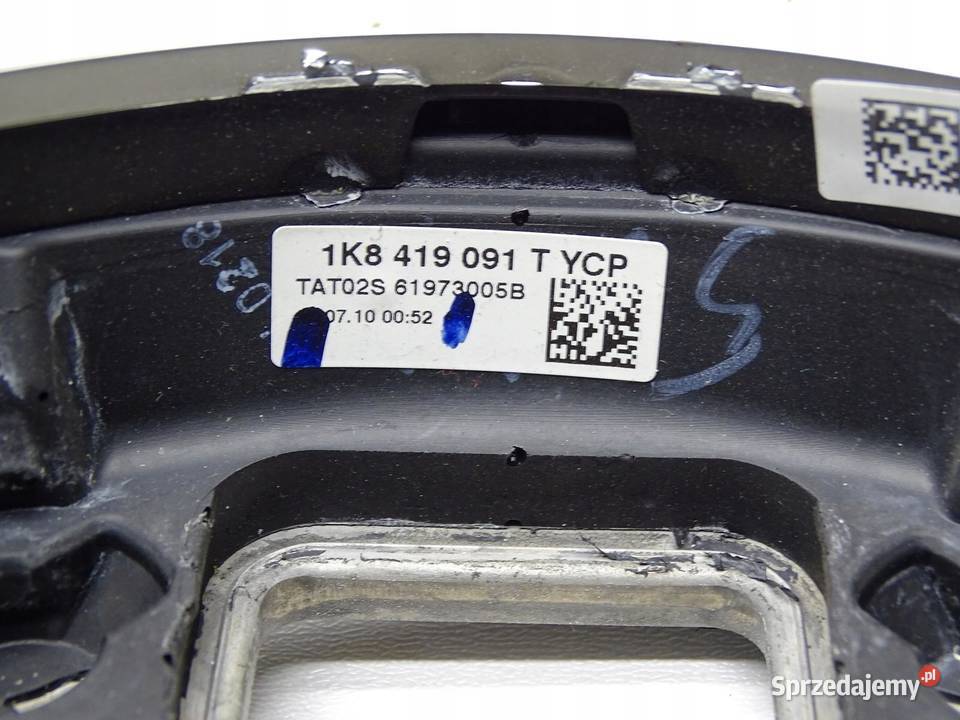 KIEROWNICA SKÓRA PIKOWANA ŚCIĘTA MULTIFUNKCJA VW