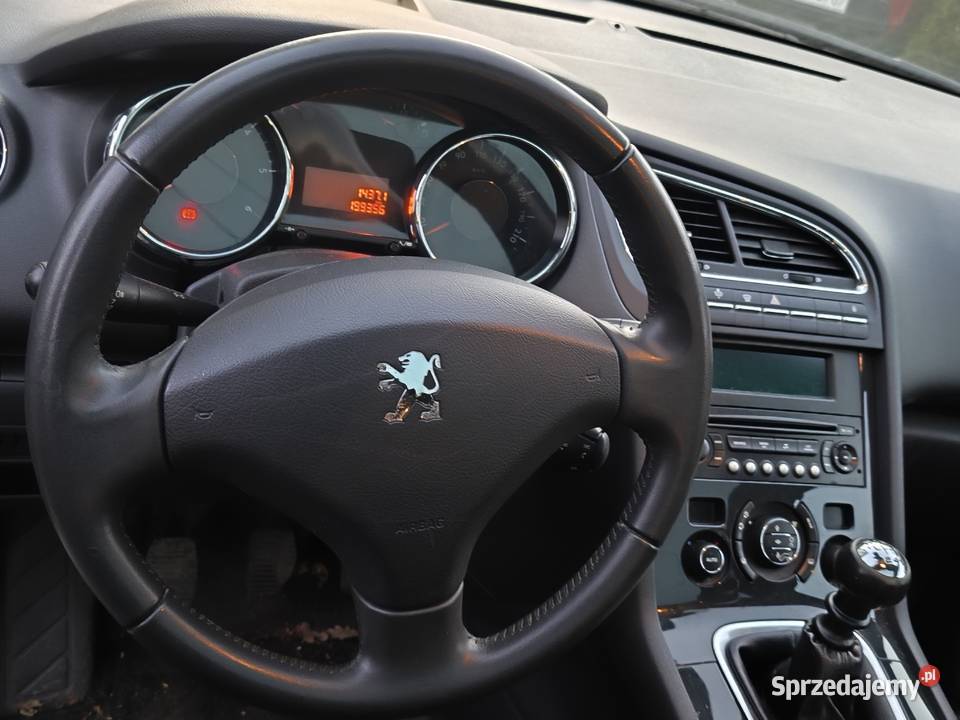 Ładny doinwestowany peugeot 5008 Starachowice sprzedam