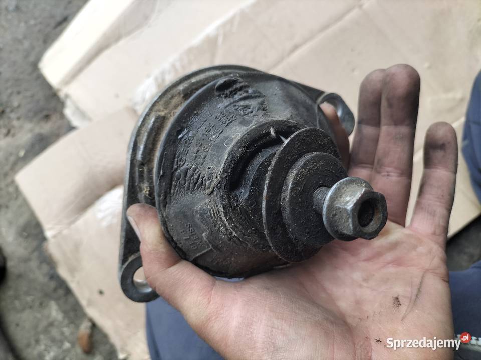 PODUSZKA SILNIKA Audi A6 C4 8A0199382 Kamień-Kolonia