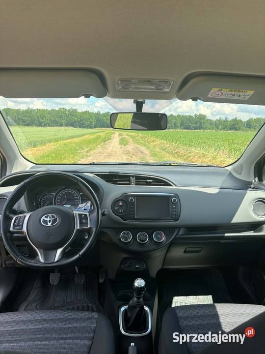 Toyota Yaris 13 benzyna kamera cofania klima Września
