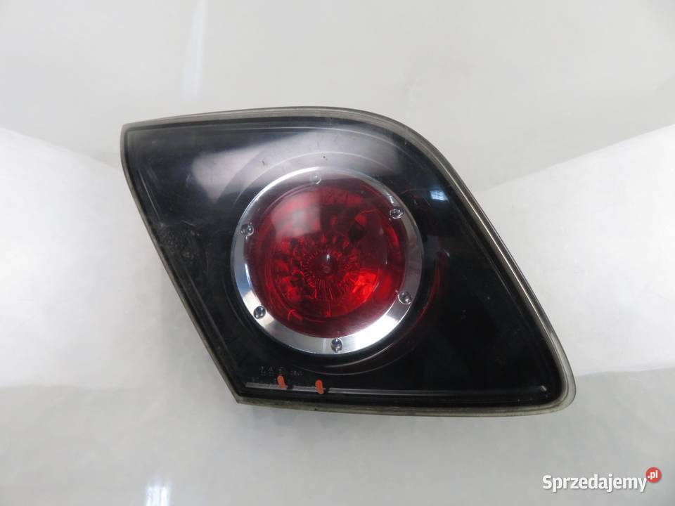 LAMPA LEWA TYLNA KLAPA MAZDA 3 BK P2913L Motoryzacja