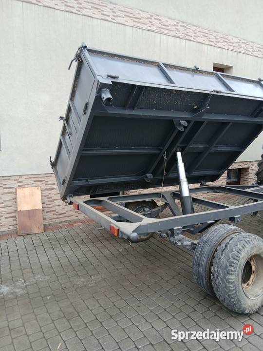 Sprzedam przyczepę jednoosiową Librantowa
