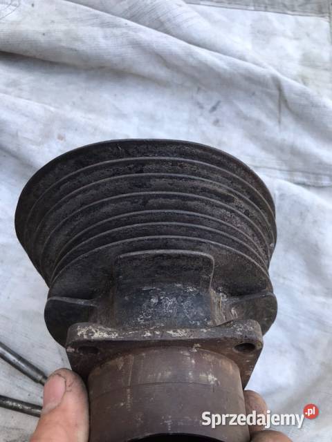 Cylinder NSU 251 i niekompletna głowica drobne pomorskie Katarzynki