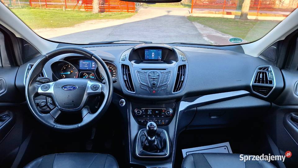 Ford Kuga 20 140 z Niemiec bezwypadkowy półskóra radio Oksa