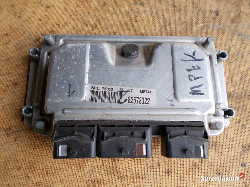 peugeot 307 16 16v NFU 0261206943 komputer ME744 lubelskie Zamość