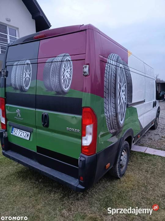 Peugeot Boxer 20 Blue HDI z 2019 roku z diesel