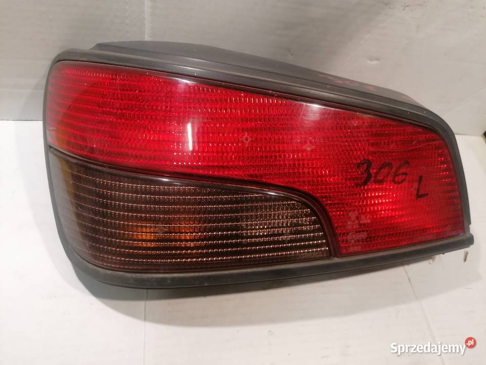 lampa tył lewa Peugeot 306 r9397 Piotrków Trybunalski