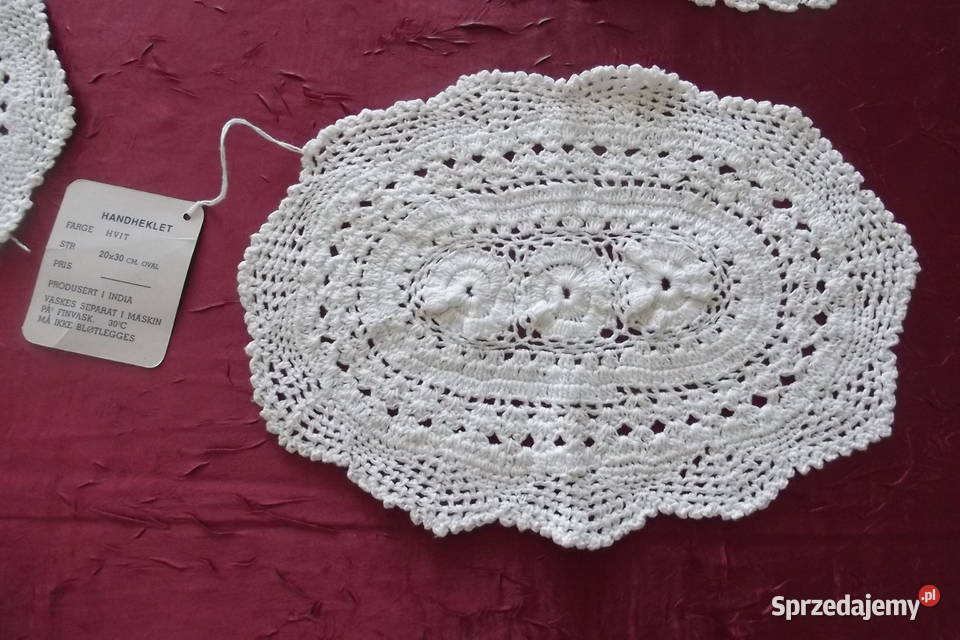 Cztery sztuki nowych nicianych serwetekserwetki Piekary Śląskie