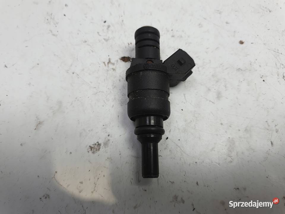 Audi A3 8L 18 20V WTRYSKIWACZ wtrysk 06A906031D