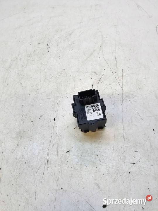 WŁĄCZNIK GUZIK RĘCZNEGO AUDI A3 8V 8V2927225A Przystajń sprzedam