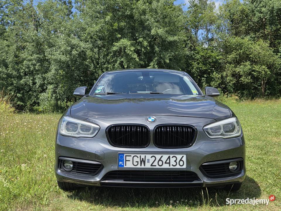 BMW 118d 20 150 Automat 2018 zadbane 2 komplety Rok produkcji 2018