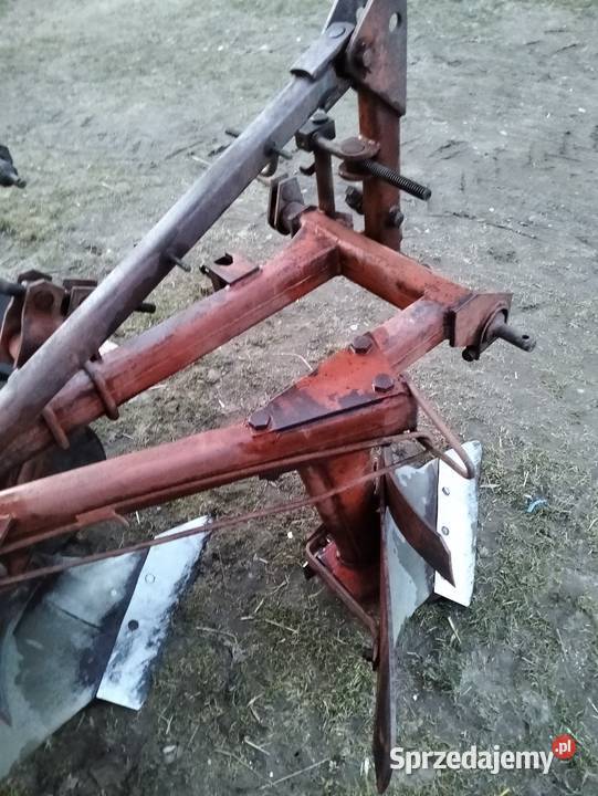 Sprzedam pług 2 skibowy Grudziądz świętokrzyskie Huta Koszary sprzedam