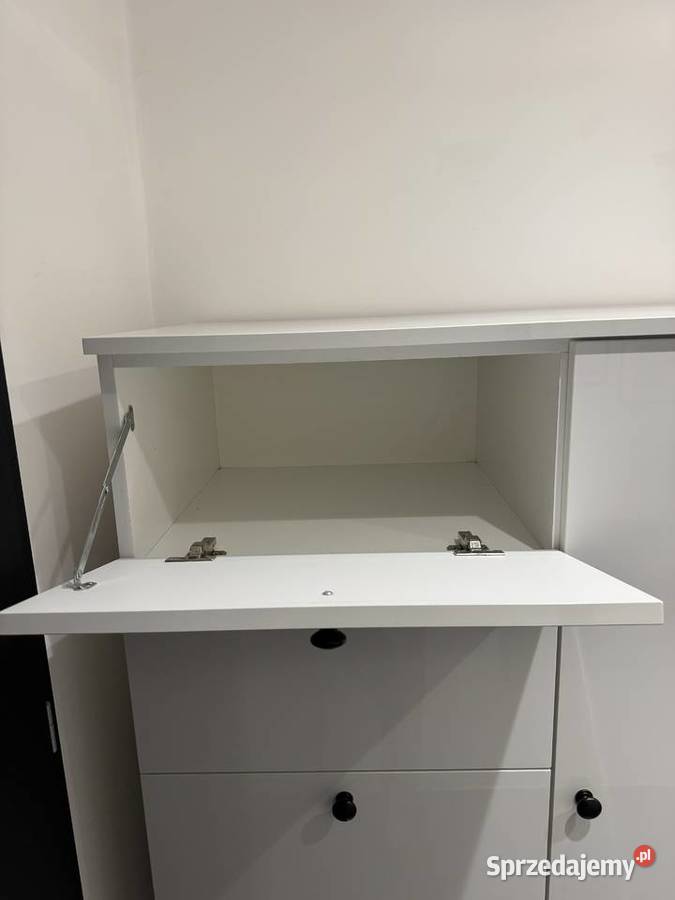 Szafa akrylowa biała sprzedam