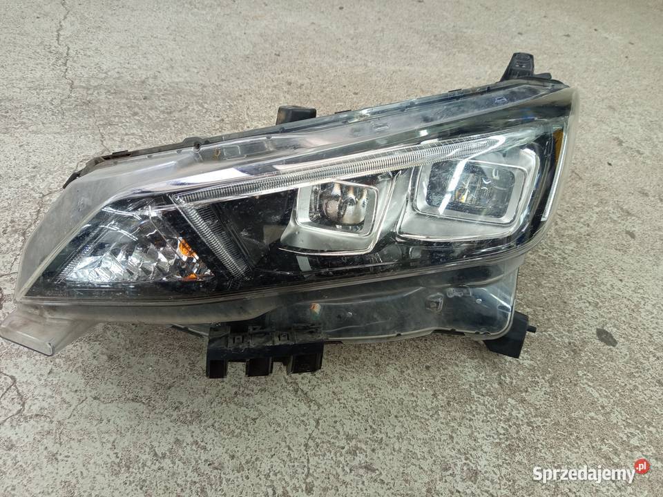 Reflektor lewy nissan leaf 17 roku orginalny Rzeszów