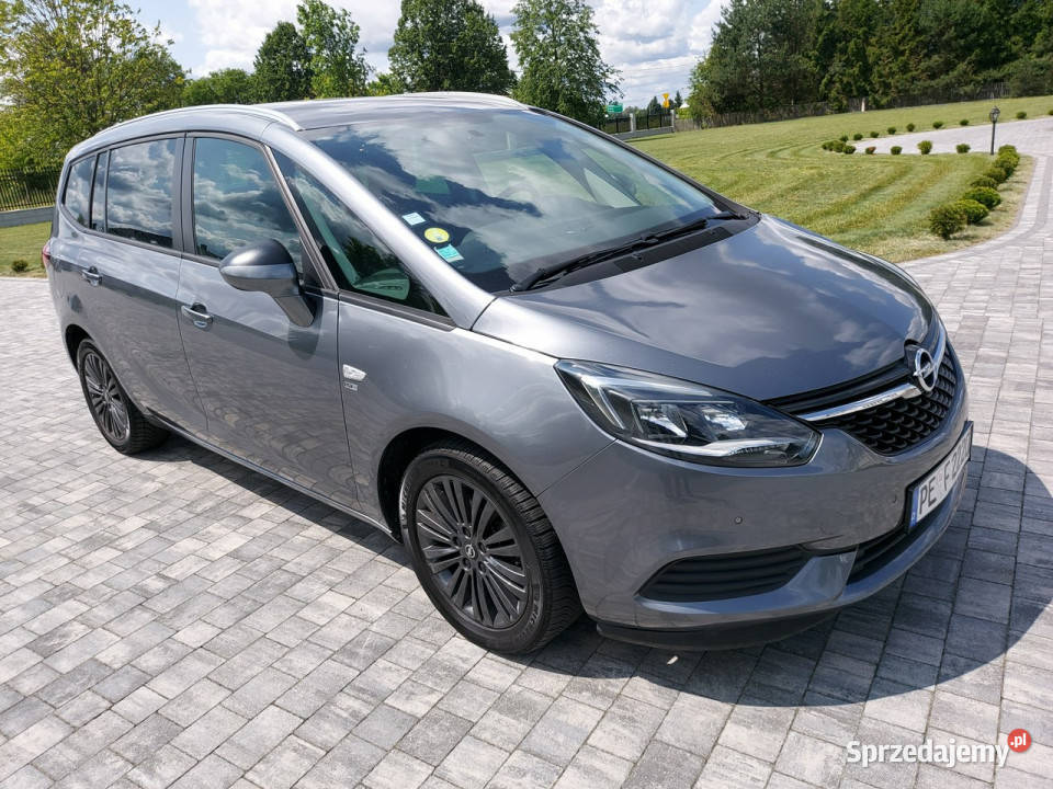 Opel Zafira 16 dizel 7 foteli navigacja export elektrochrom. lusterka boczne Drelów sprzedam