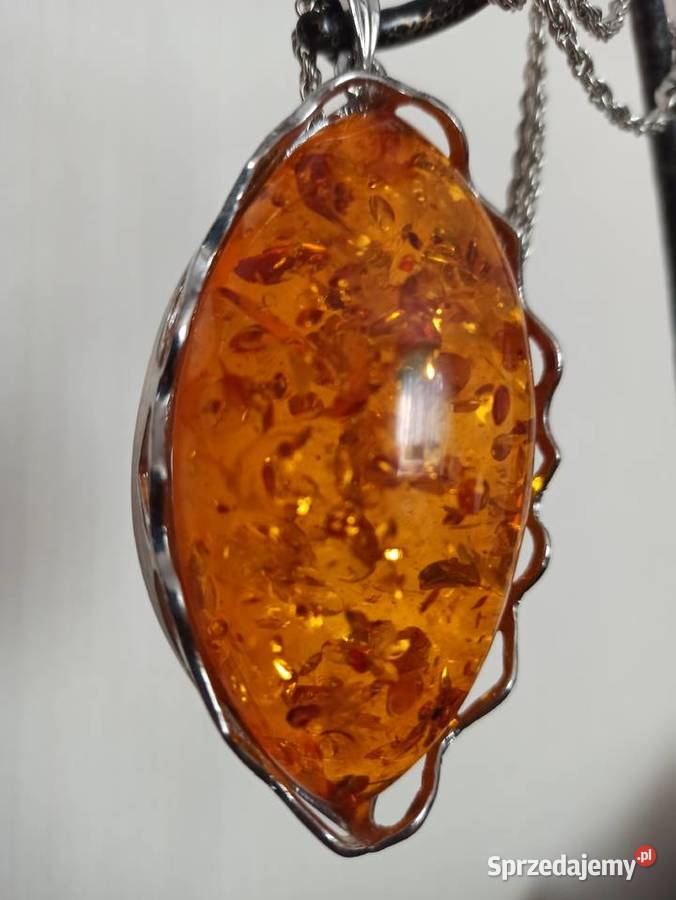 Wisiorek z kamieniem bursztynowym podlaskie Białystok sprzedam