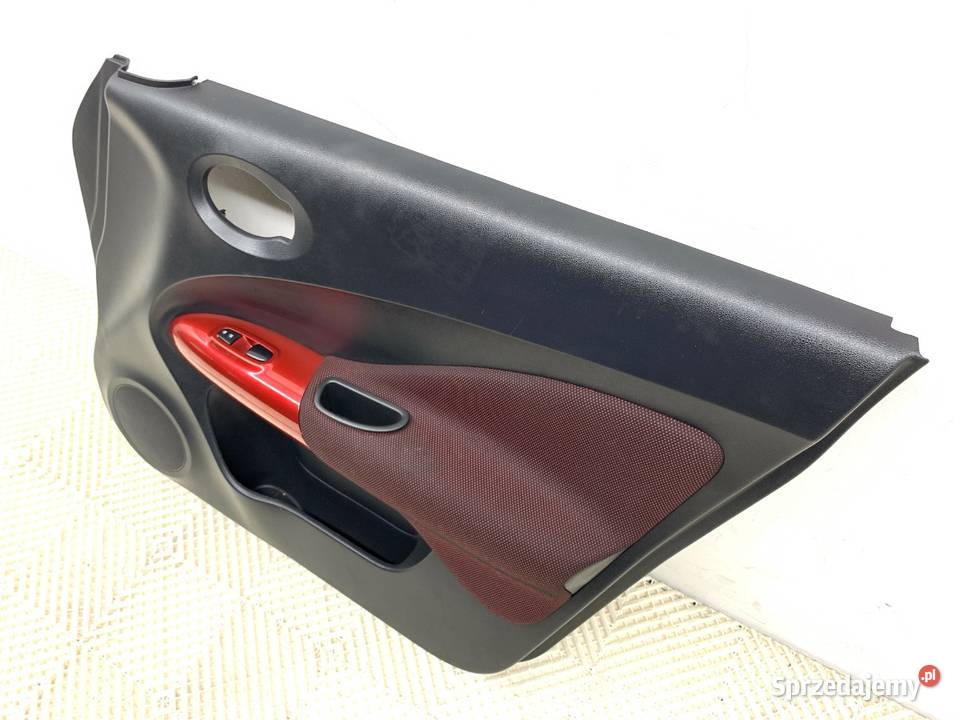 BOCZEK DRZWI PRAWY PRZÓD NISSAN JUKE F15