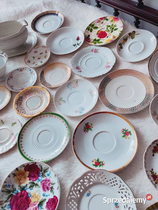Stara sygnowana porcelana ponad 90 sztuk Koszalin