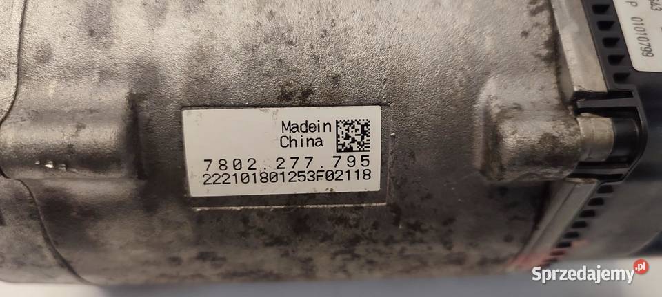 BMW F21 SILNICZEK MAGLOWNICY RHD ANGLIK 7802277