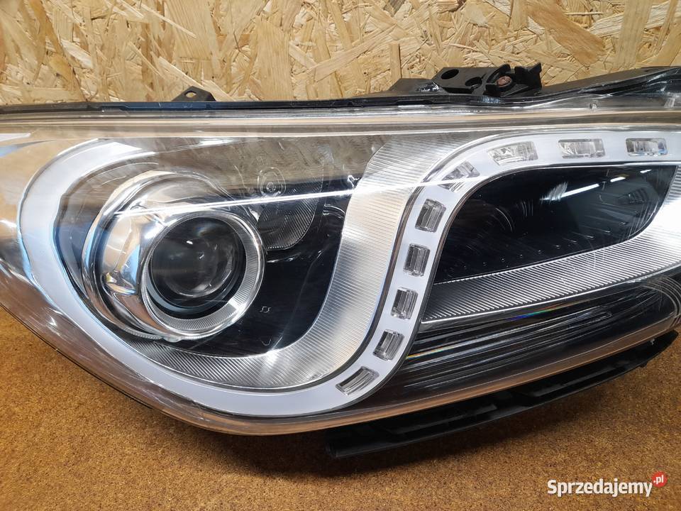 HYUNDAI I40 LAMPA PRZEDNIA PRZÓD PRAWA Goleniów