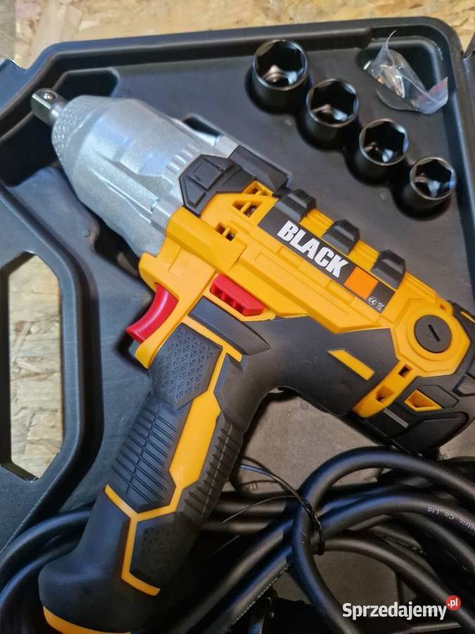 ELEKTRYCZNY KLUCZ UDAROWY 800Nm 12 2200W Głogowa