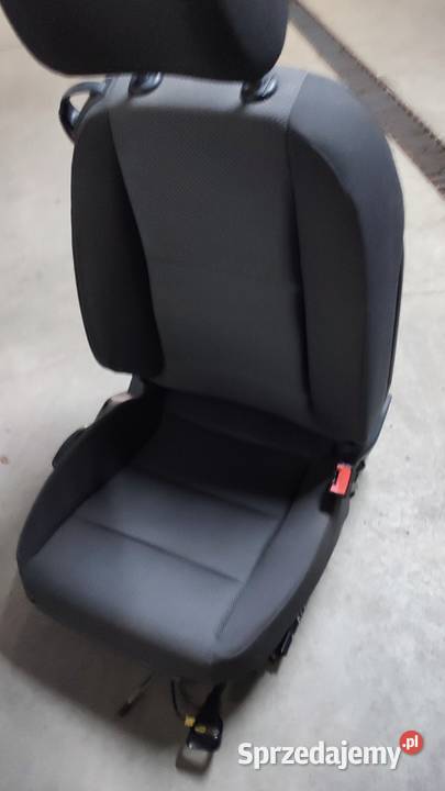 FOTEL PASAŻERA AUDI A 3 8 P 3 DRZWIOWY sprzedam