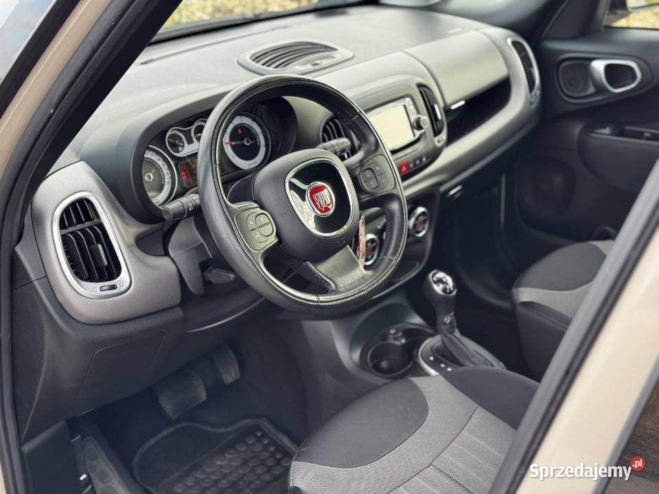 FIAT 500L Automat Niski przebieg 6 lat w nieuszkodzony