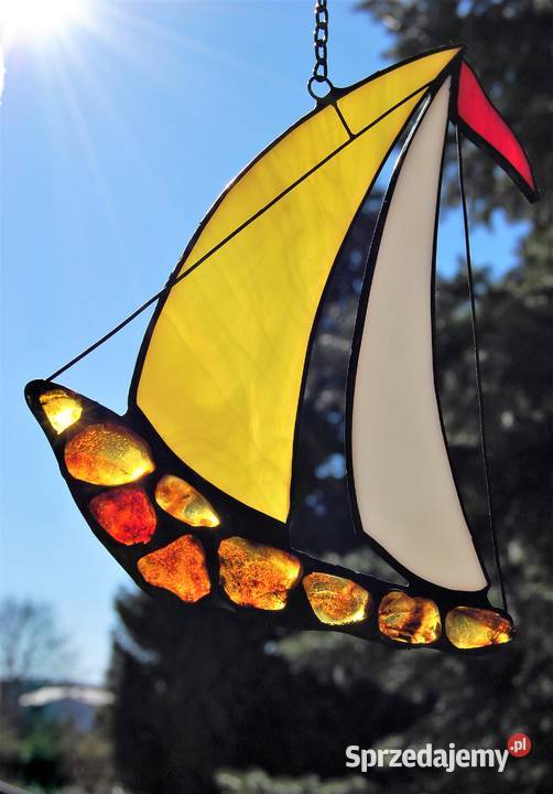 Żaglówka łódź z bursztynem bałtyckim witraż Lublin