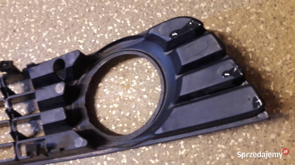 Audi a4 b6 0105 zaślepka zderzaka halogenu lewa Motoryzacja Zamość