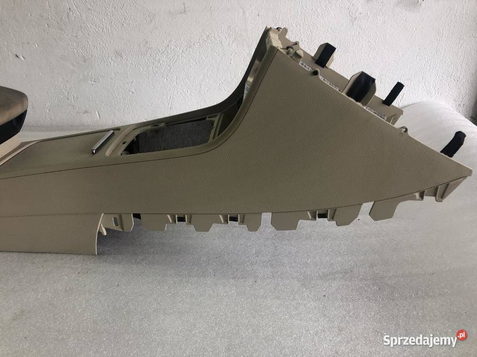 TUNEL ŚRODKOWY PODŁOKIETNIK 3C0864207M VW PASSAT