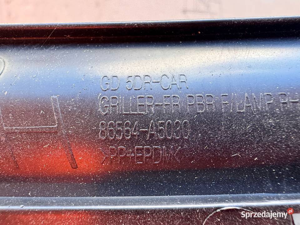 Ramka halogenu prawa Hyundai i30 20122015 Brzesko