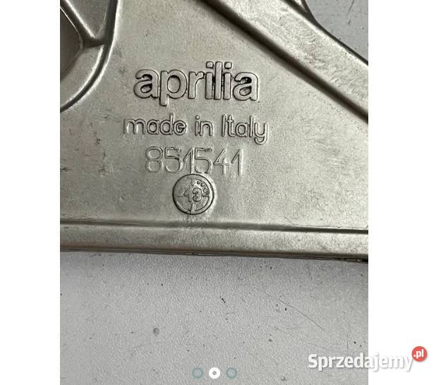 Uchwyt łapa mocowanie silnika prawa Aprilia
