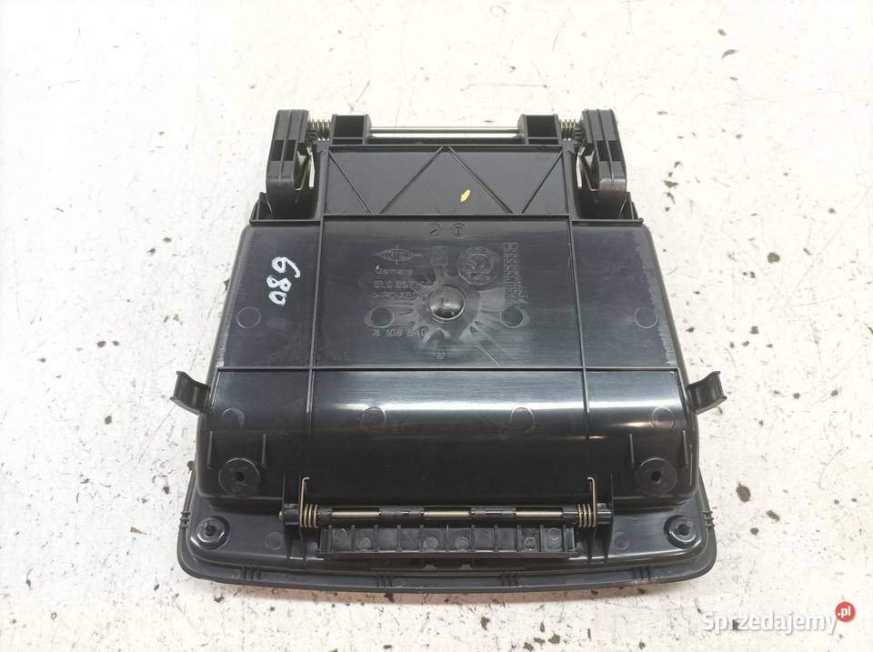 SCHOWEK DESKI ŚRODKOWY GÓRNY 5L0857096 Skoda osobowe