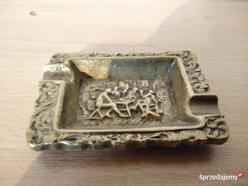 Stara mosiężna popielniczka popielnica z czasów Dąbrowa Górnicza