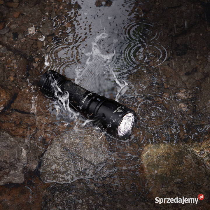 Latarka taktyczna LED TK05R Warszawa