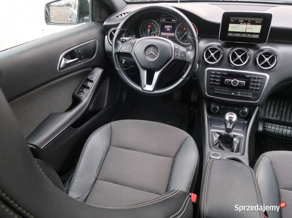 Mercedes A A 180 CDI wielofunkcyjna kierownica
