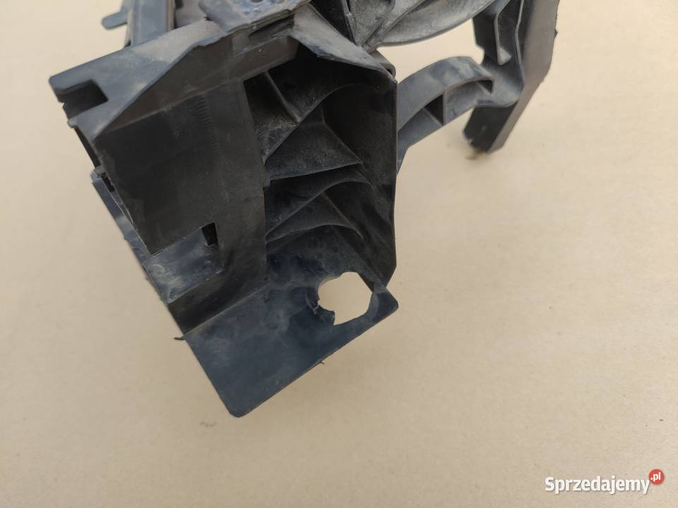 Uchwyt przód zderzak audi Q5 Łódź sprzedam