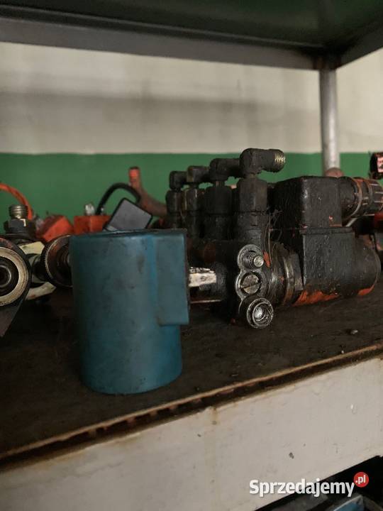 Solenoid do koparki Liebherr Atlas