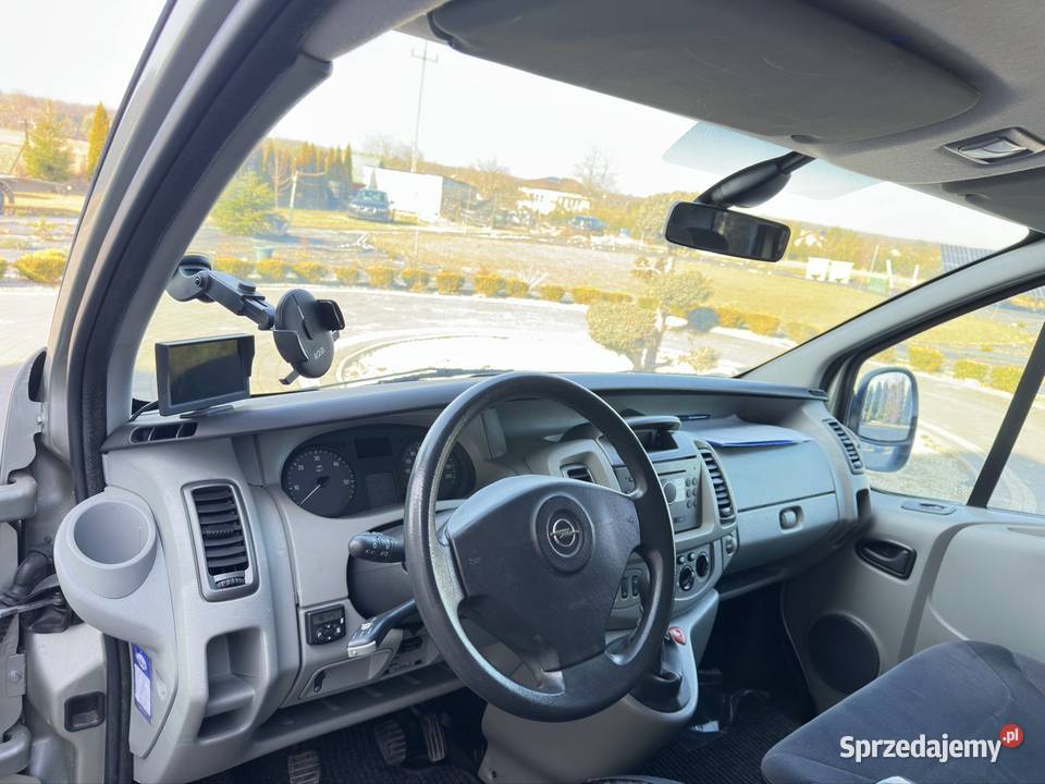 Opel Vivaro 20 DCI 2xklima webasto welurowa tapicerka Lublin sprzedam