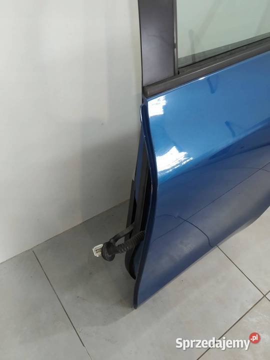 DRZWI LEWE TYŁ 8T0 Toyota Yaris II 20052011 Rok produkcji 2007