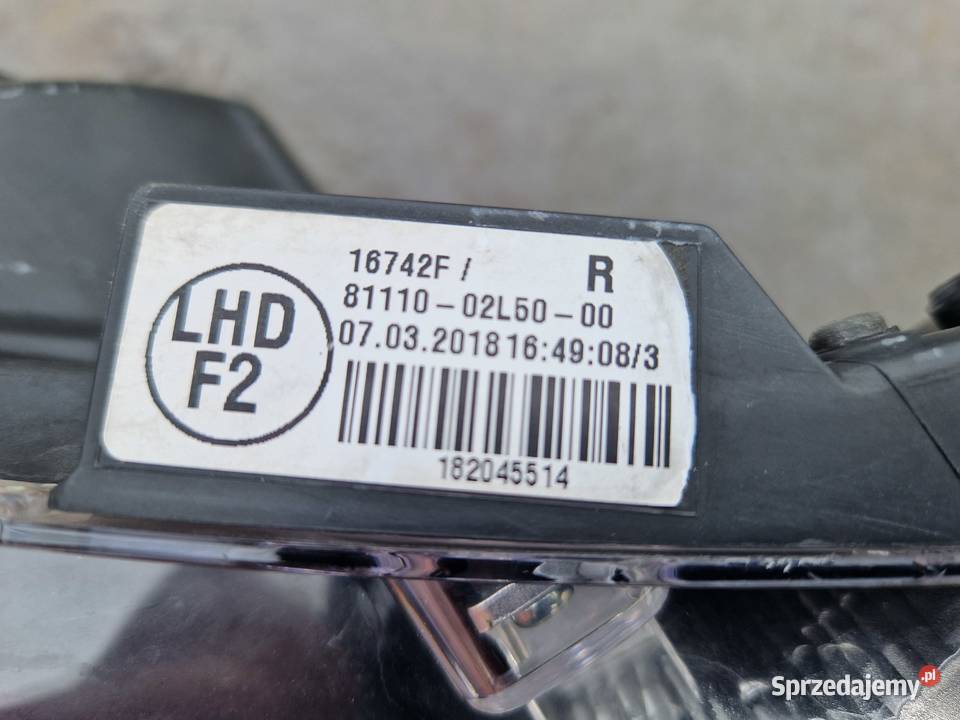 Toyota Corolla E16 LIFT reflektor LED ORG EU Mielec